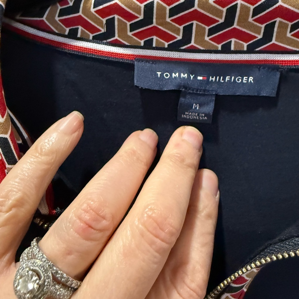 Tommy Hilfiger Sky Captain Polo Shirt Navy with  Red and Gold size Medium - Picture 2 of 15
